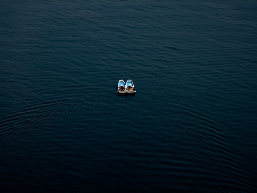 Photo قصة القارب والجزيرة: 