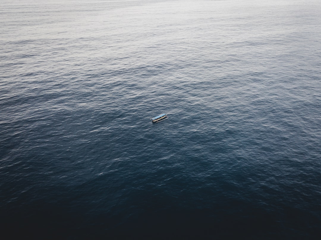 Photo قصة البحار والصبر Keyword: perseverance
