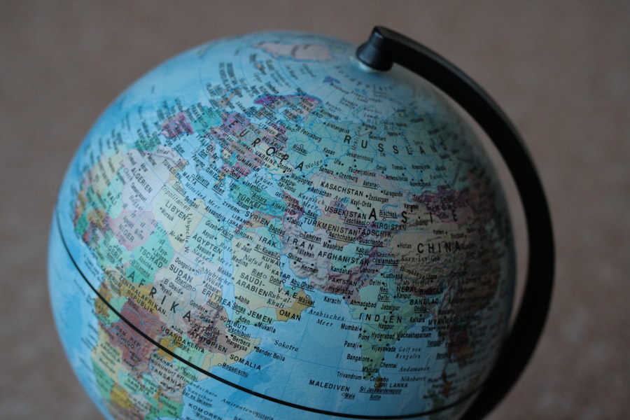 colonialism vs globalization