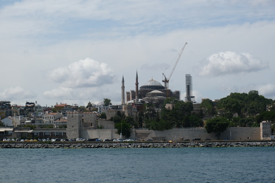 Photo Construction of the Prophets Mosque