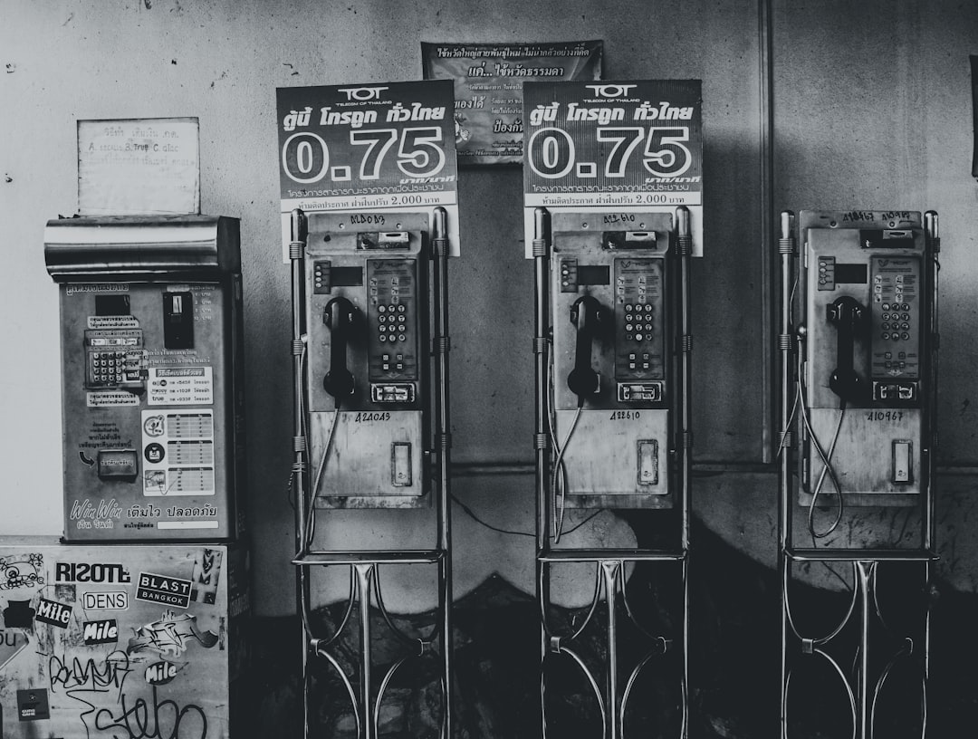 Photo Industrial Revolution vs Digital Revolution